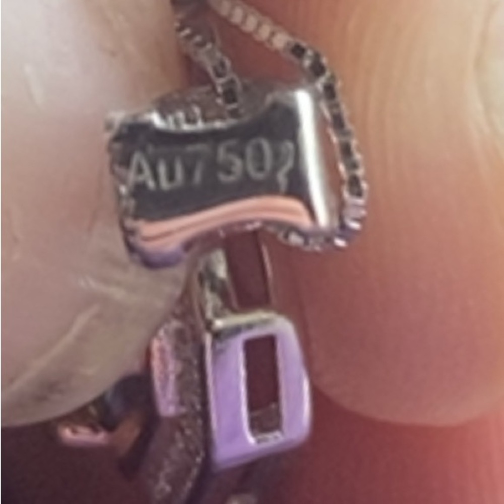 White Gold Halo Pendant Necklace - Au750 Marked